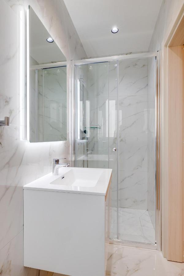 Stylish 2Br Apartment In Central St Julians San Ġiljan Buitenkant foto